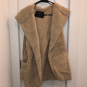 Boutique vest